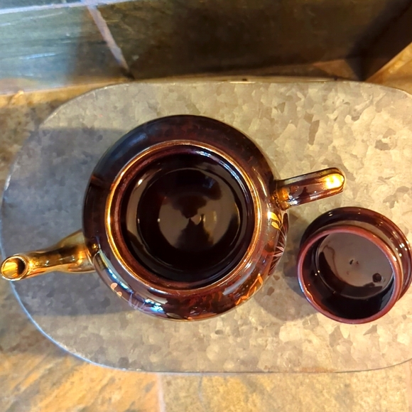Vintage Gibson's floral, hand painted Brown and Gold Teapot - Picture 7 of 10